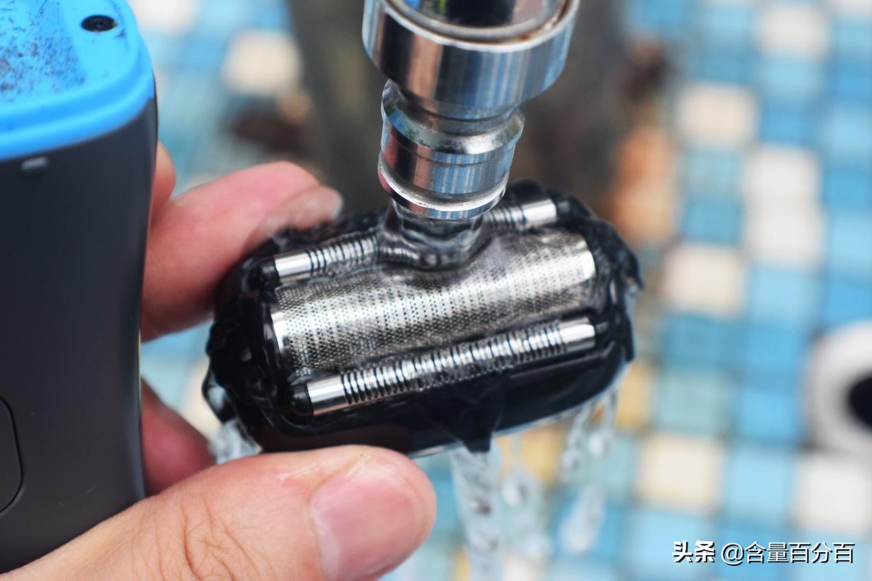 浮起式三刀头，须眉剃须刀体验点评