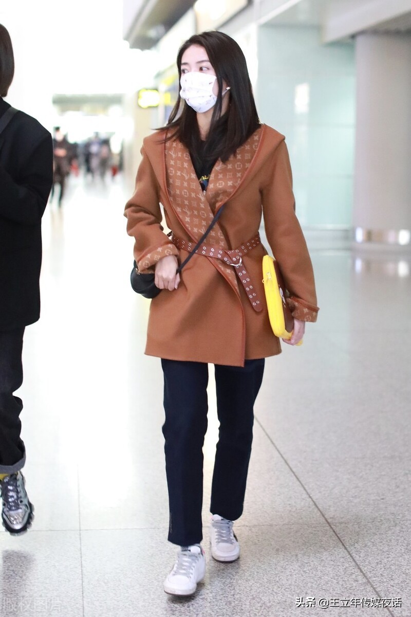 梁洁旋风十一人海边,梁洁你是我的命中注定