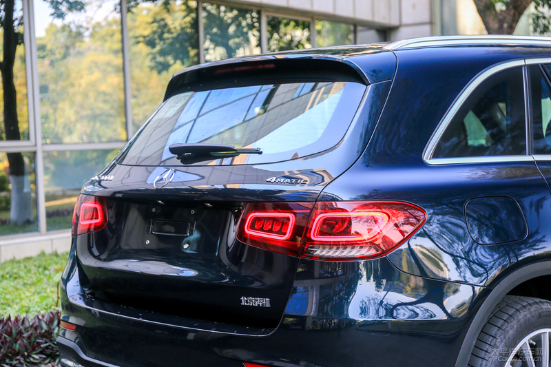 奔驰glc300l动感型第一视角,实拍了解2020款奔驰glc300