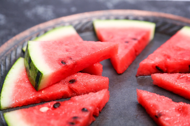 吃什么水果解暑降温,适合冰着吃的水果