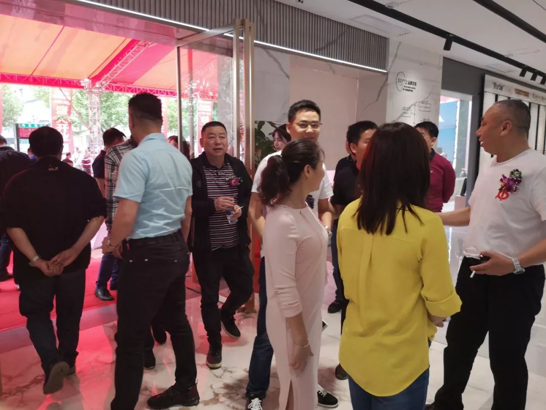 东鹏瓷砖最新总部展厅,东鹏瓷砖旗舰店盛大开业宣传视频