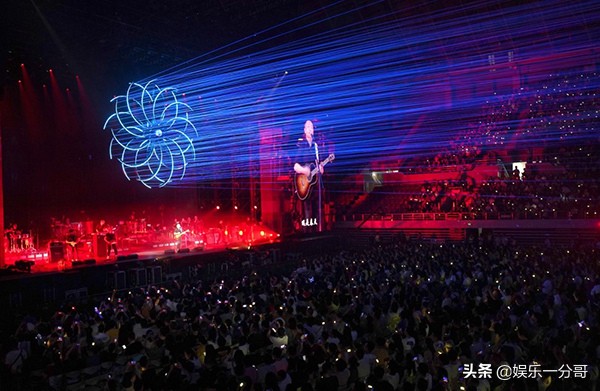 许巍无尽光芒演唱会广州站重播,许巍无尽光芒巡回演唱会郑州站