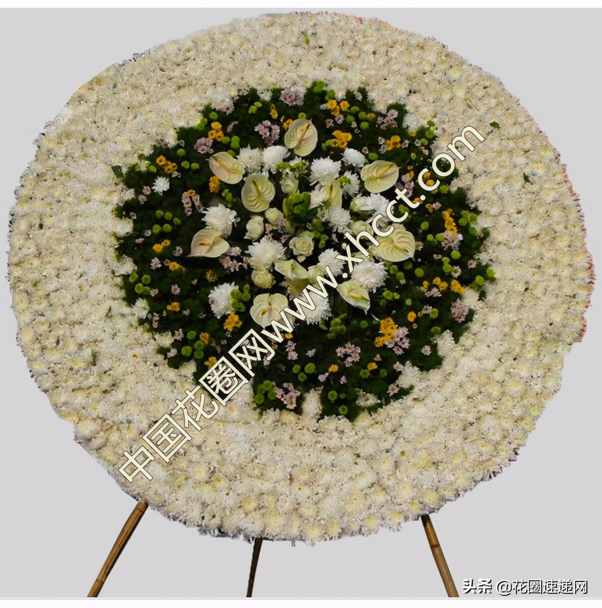 丧事鲜花花篮多少钱一个,白事花篮送一个还是送两个好花篮