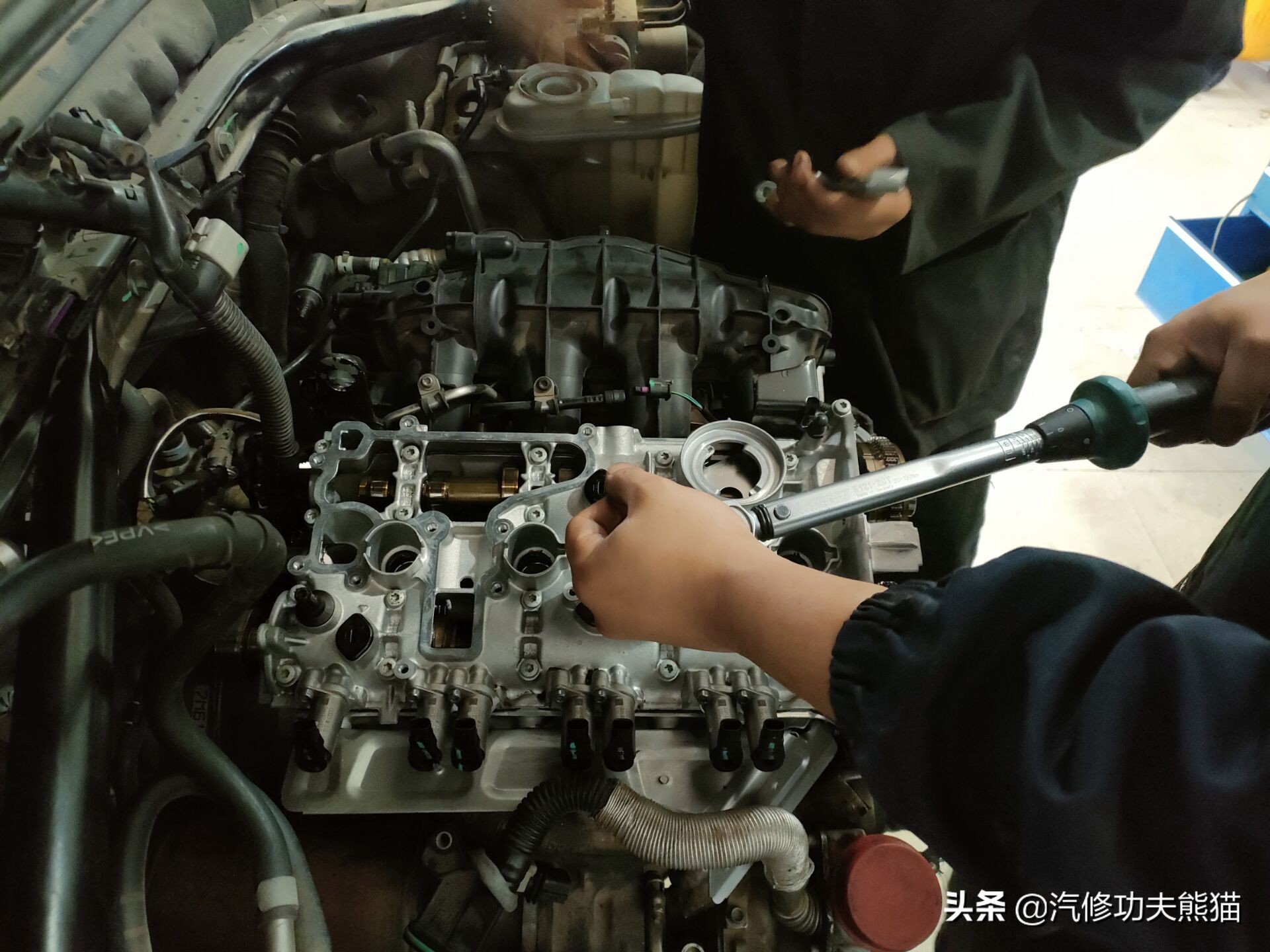 奥迪q5这车质量怎样,现在的奥迪q5烧机油