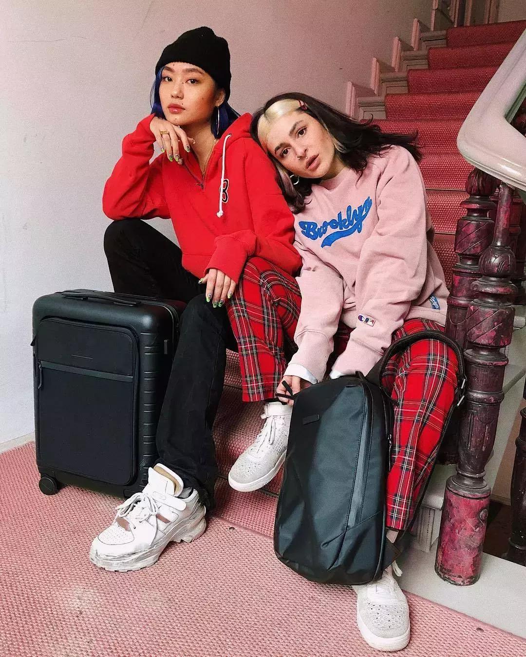 温度低穿的衣服,冬天穿宽松的卫衣怎么搭配