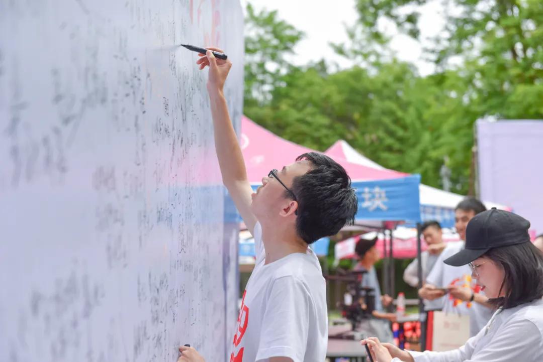 大工嘉年华巴勒斯坦,大工嘉年华时间