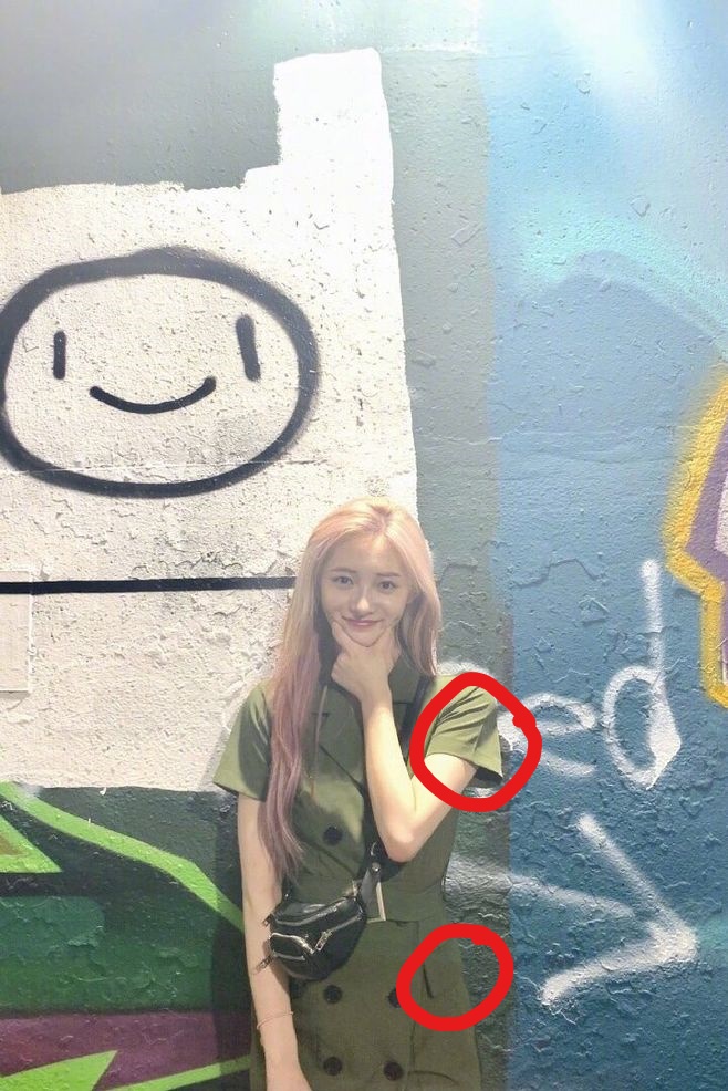 关晓彤周洁琼马丁靴,关晓彤和周洁琼撞衫