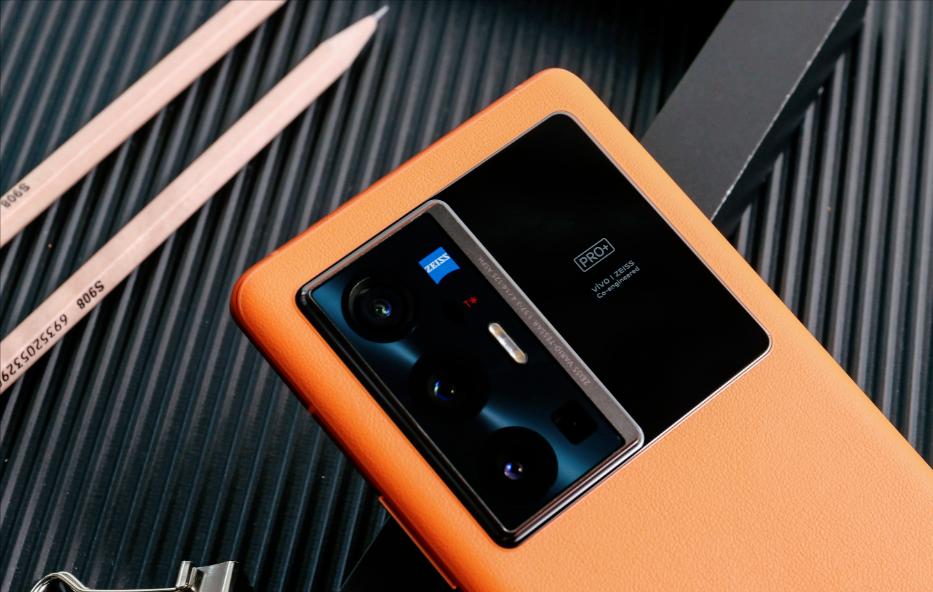 了解一下公认好用的四款手机吧,强烈推荐3款不同价位的手机