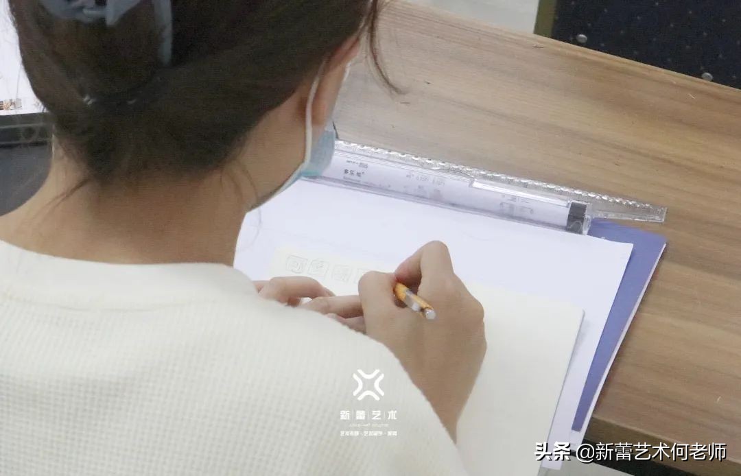 视觉传达设计手绘快题,考研题目视觉传达设计的主要特征