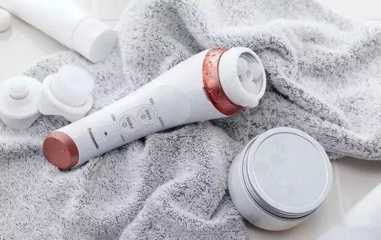 Refa推出的新品简直太惊艳！娱乐圈的女神们又要买了！