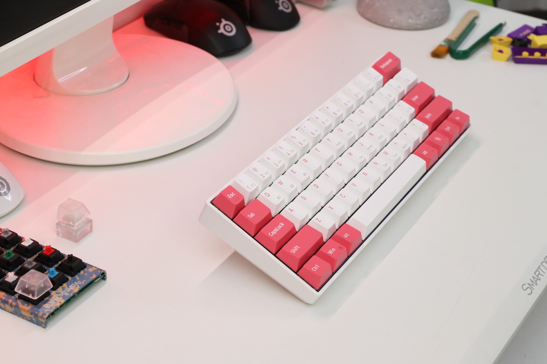 性价比超高的超薄无线键盘,性价比热插拔机械键盘推荐