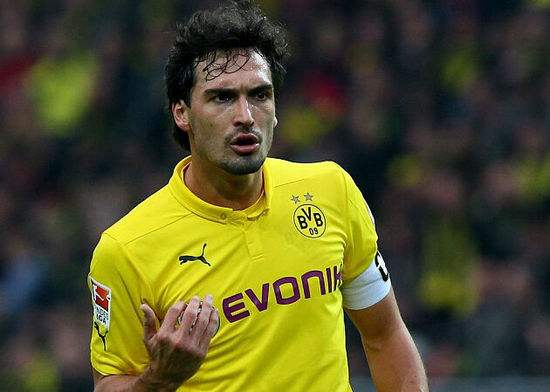 CCTV5节目单（10月24日）：直播两场欧冠、军运会游泳决赛等