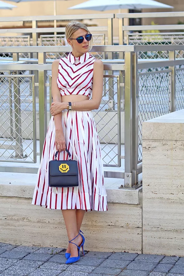 ins爆火动物纹冬天这样穿太高级了,水手纹衣服凹造型