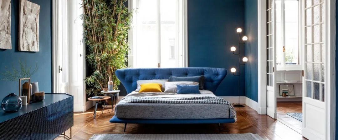 卧室床柜一体效果图,现代简约卧室家具全套