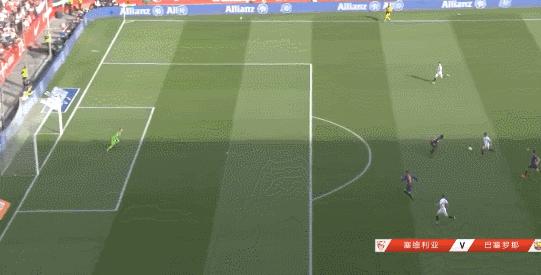 梅西告别赛上演帽子戏法,梅西让全场膜拜的进球