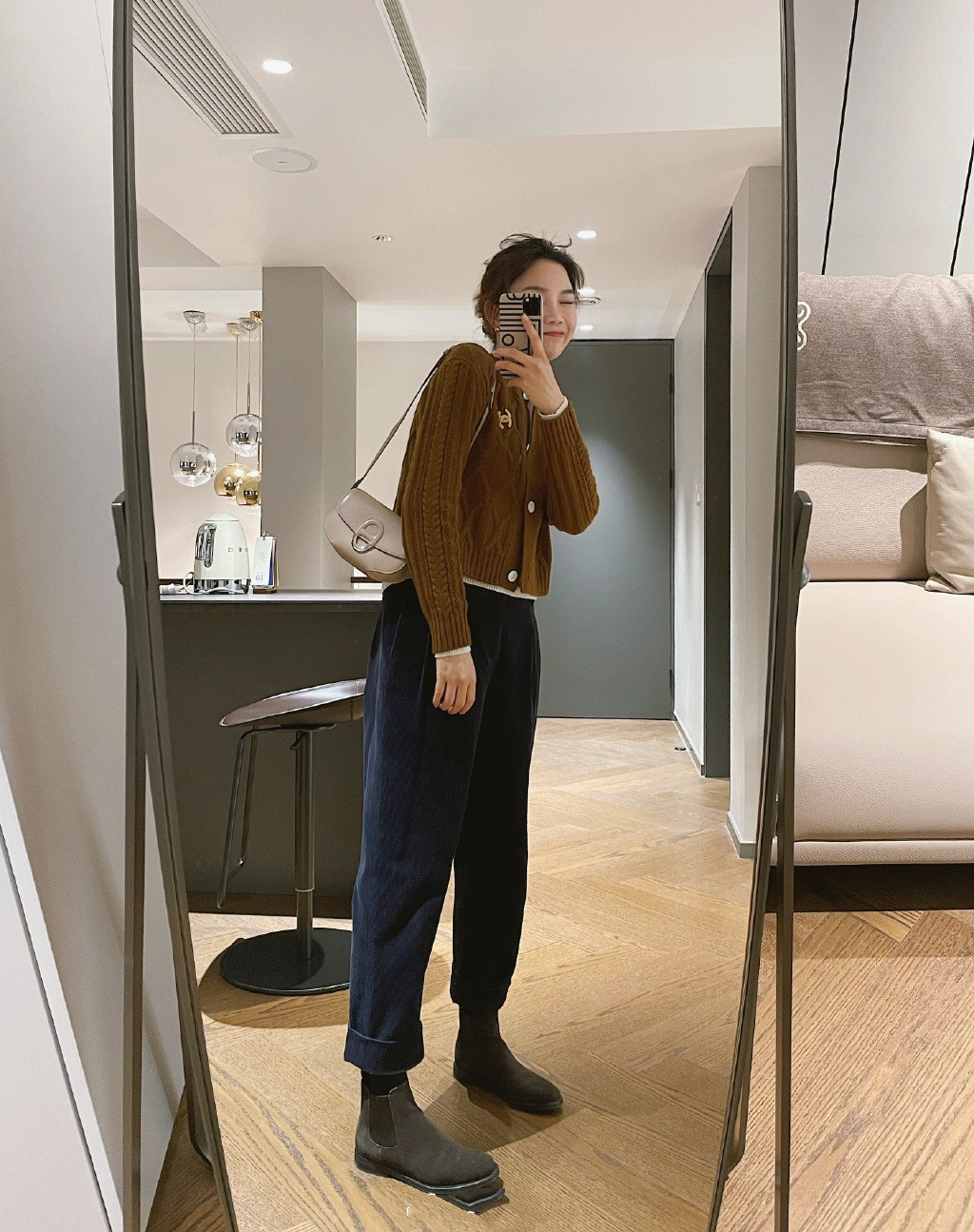 小个子不穿高跟鞋怎么显高,小个子怎么选择高跟鞋最显高