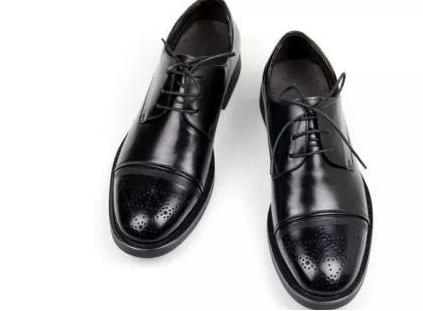 皮鞋要怎样穿搭才好看,讲解皮鞋穿搭的全过程