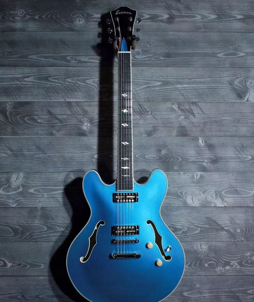 电吉他音箱怎样调beyond乐队音色 (音色好听的晶体管电吉他音箱推荐)