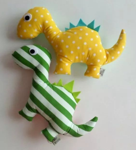 家里的玩偶、抱枕统统不用买，两块布就能缝，布艺手工附教程