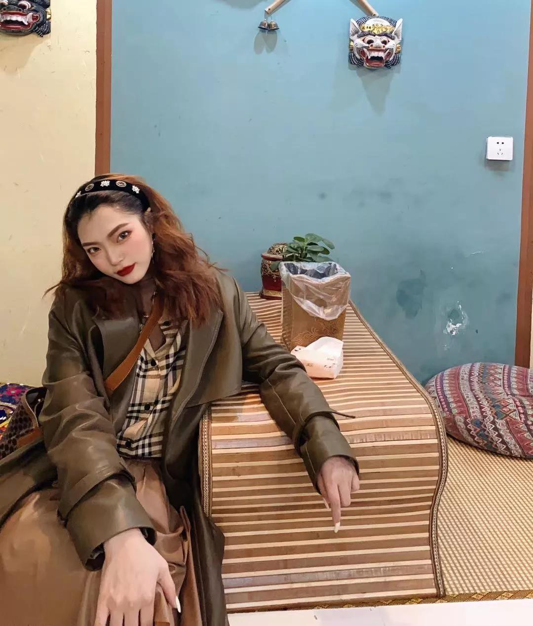 只要上班够土下班就没人认出,只要上班够土下班就认不出来