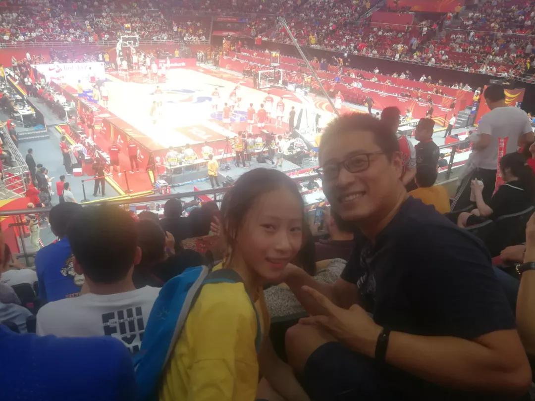 为女儿练体育做减法,我决定送她去私立学校试试…