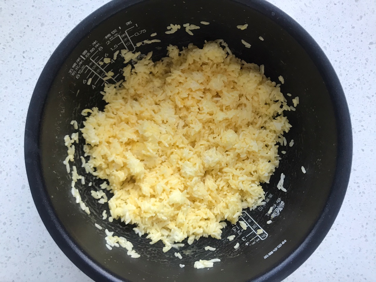 怎么做炒饭简单又轻松又好吃呢,怎样做炒饭才能让炒饭粒粒分明