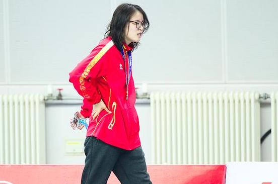 女运动员碰到经期比赛怎么办,女性运动员遇到生理期该怎么办