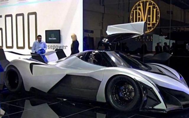 迪拜王子砸5亿购买绝版跑车，马力足足5千匹，只有成龙大佬能借