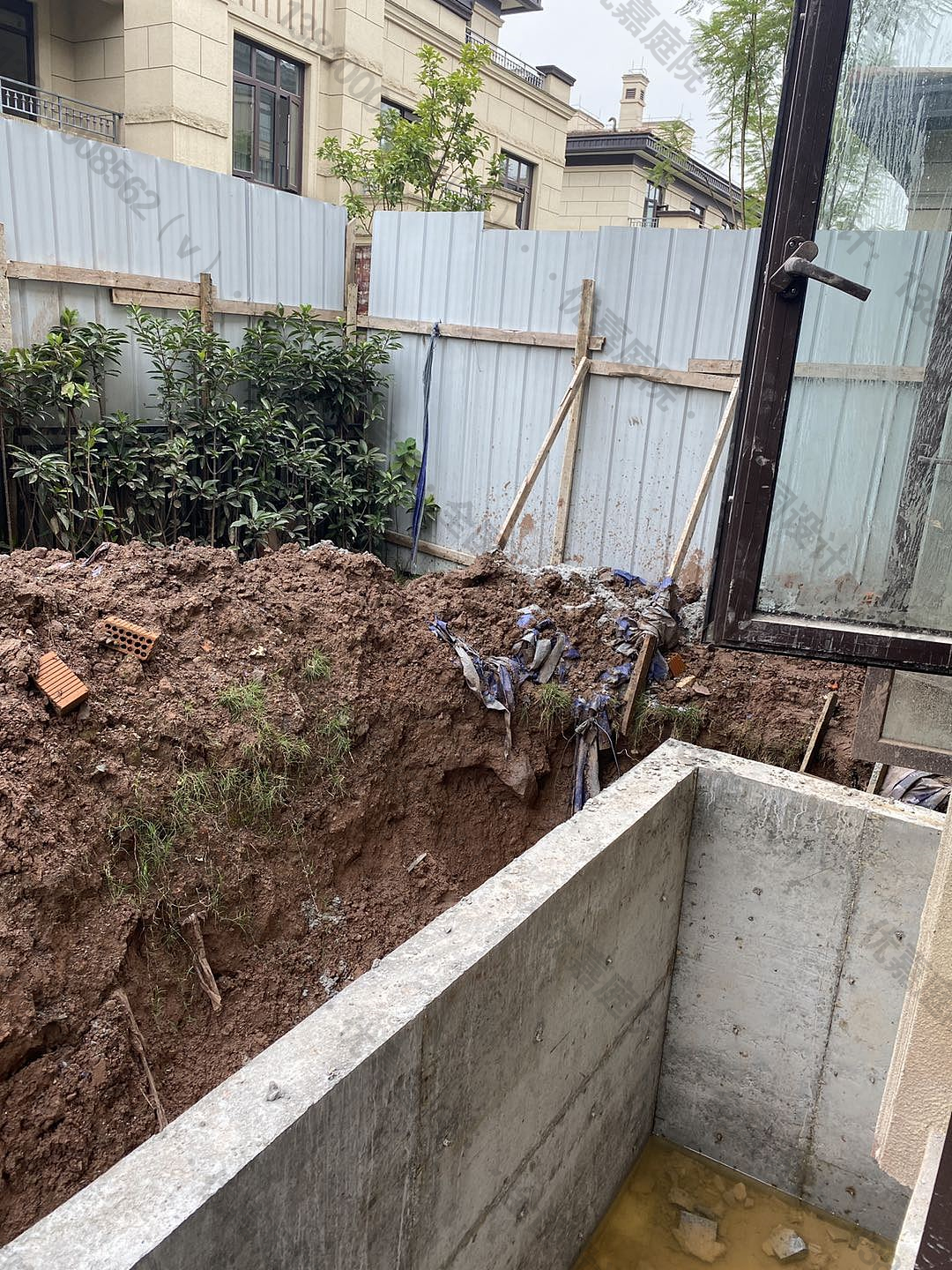 看完才知道这套别墅如此简单,看完院子的感受