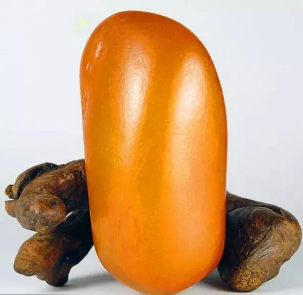 捡到这样的石头千万别扔桌子,遇到这样的石头赶紧捡