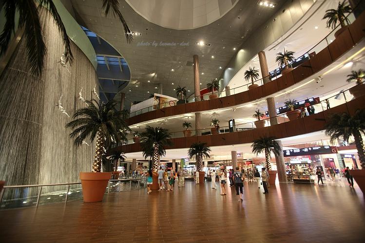 女大学生要4500生活费遭拒：大手大脚的消费观，是咋养出来的