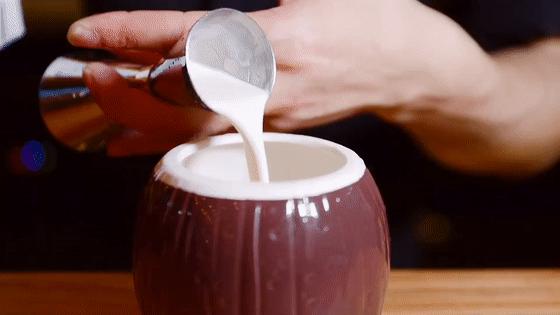 重庆第①家正版餐酒博物馆来了！1000+酒水，50+简餐，嗨翻16h