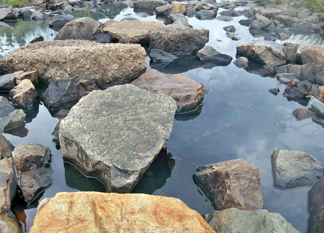 在太平洋掉下去会怎么样,花岗岩一摔就碎了吗