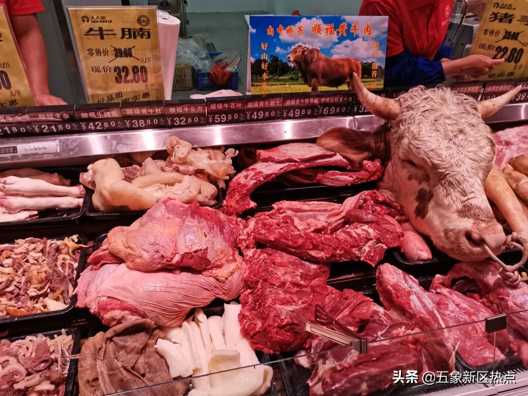 五象新区，一大型连锁超市，今日开业