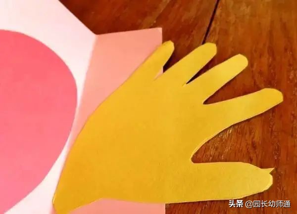 刚进幼儿园教师节送老师什么礼物,小学教师节送老师什么礼物最合适