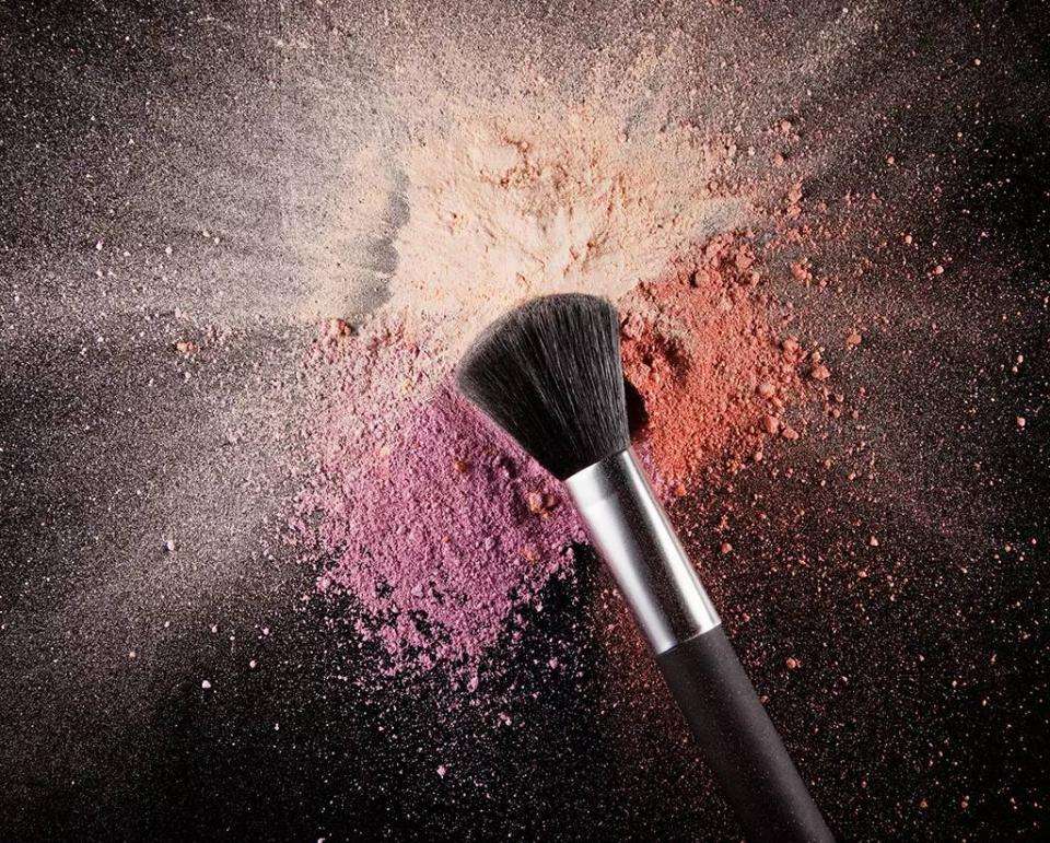 还不知道怎么挑选化妆刷？没关系，你想要的我都帮你整理好啦！