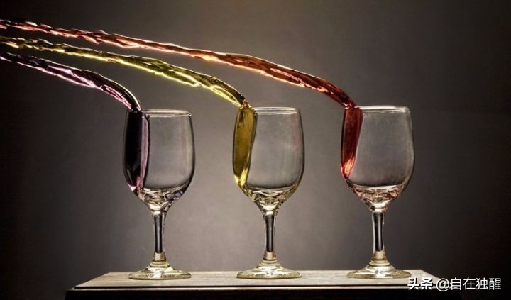 葡萄酒打开喝不完咋办,葡萄酒打开时间长了还能喝吗