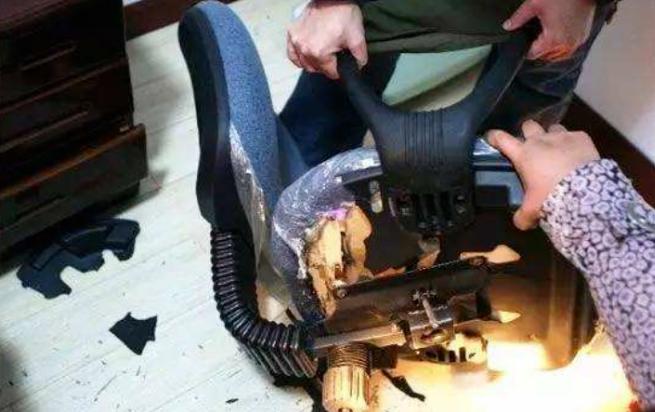 国人都爱坐的这椅子,或会爆炸起火,有人因此死亡,威力堪比*弹炸**