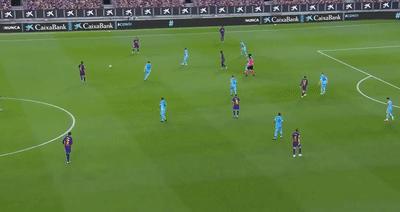 西甲球评最新比赛,巴萨传控足球被谁破解了