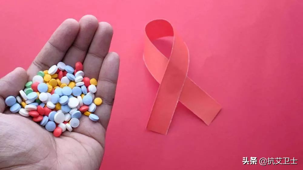 感染hiv坚持服药能活多久,感染hiv后不去医院拿药