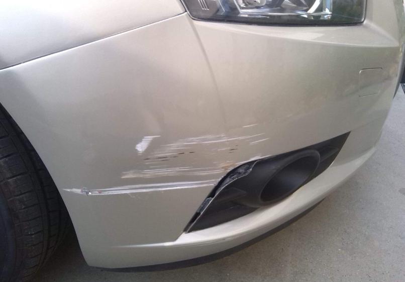 汽车有小刮痕怎么修复,汽车有了小划痕教你如何自己修复