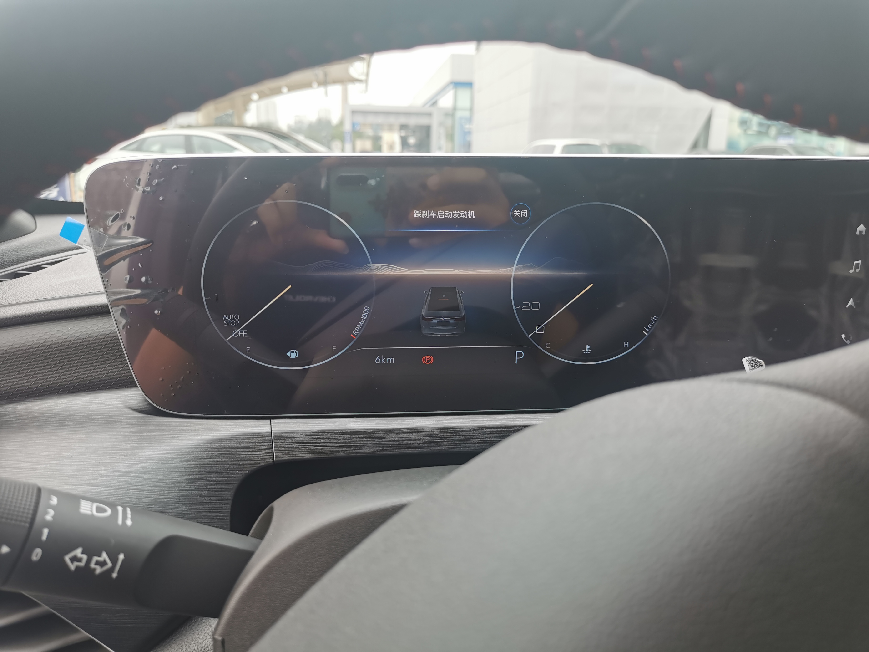 白色威朗pro尾翼好看吗,白色威朗pro乐享版原厂行车记录仪