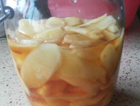 醋泡生姜的正确做法大全,醋泡姜是嫩生姜好还是老姜好