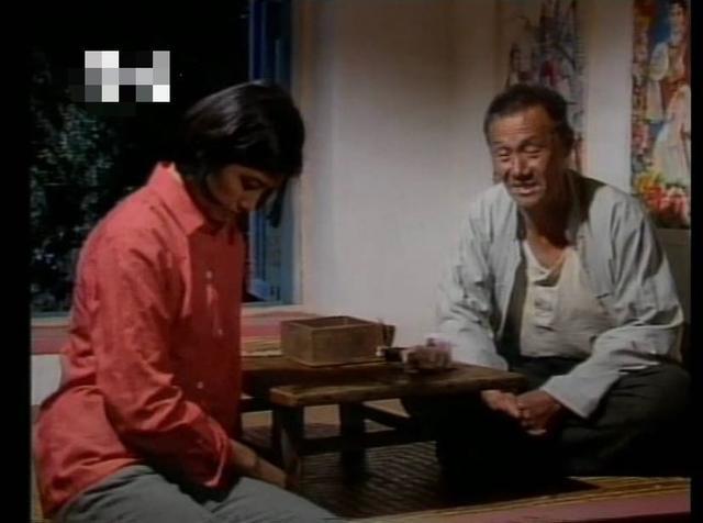 篱笆女人和狗不能这样活片尾曲,铜锁和狗剩媳妇在玉米地里说话