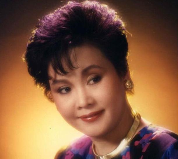 周杰伦和陈奕迅在港台哪个人气高,周杰伦香港演唱嘉宾陈奕迅