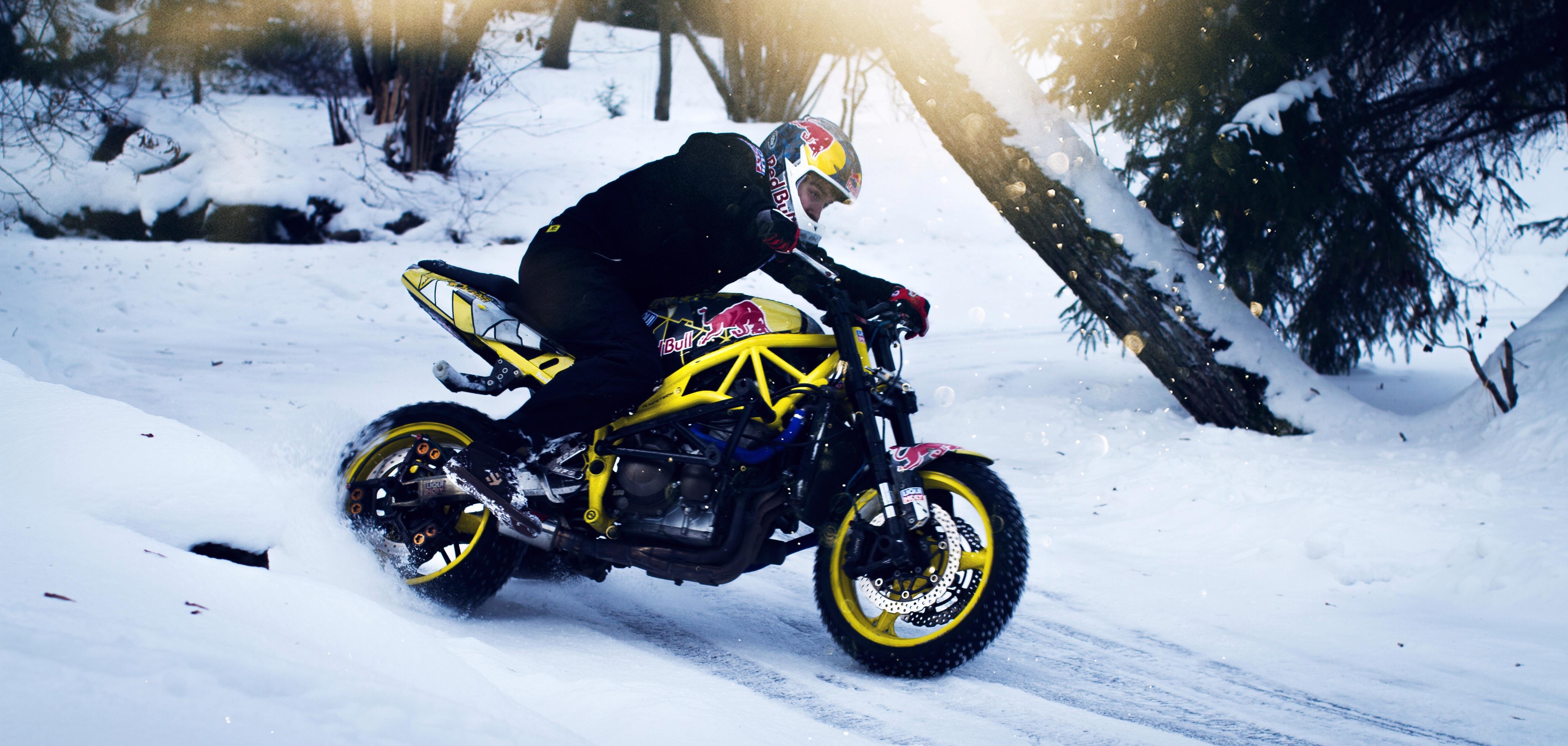 摩托车跑不快什么原因呢,怎么判断摩托车跑不快了