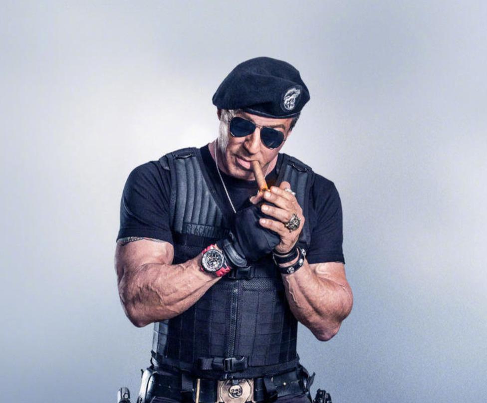 史泰龙在敢死队3里戴的手表,史泰龙敢死队4同款戒指