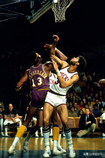 张伯伦的身体天赋对比博尔特,张伯伦天赋对比贾巴尔