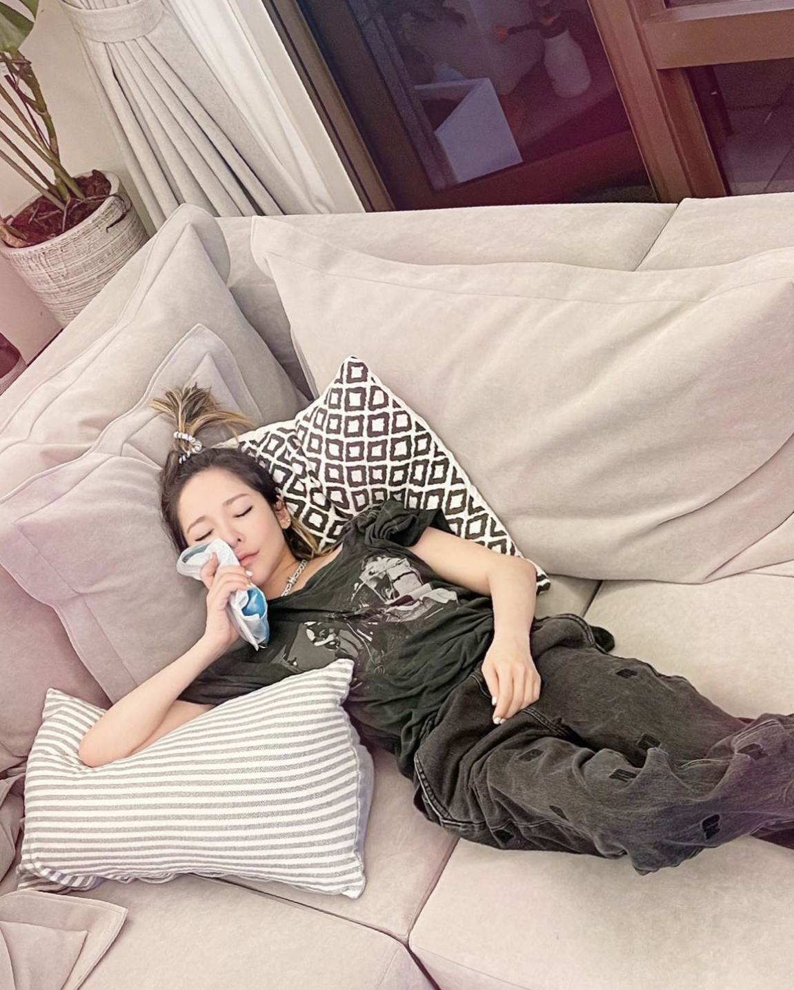 萧亚轩为什么会受伤动手术,萧亚轩二次手术