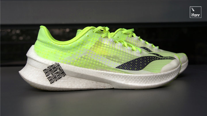 体验了飞电跑鞋后，我知道了为什么它很贵